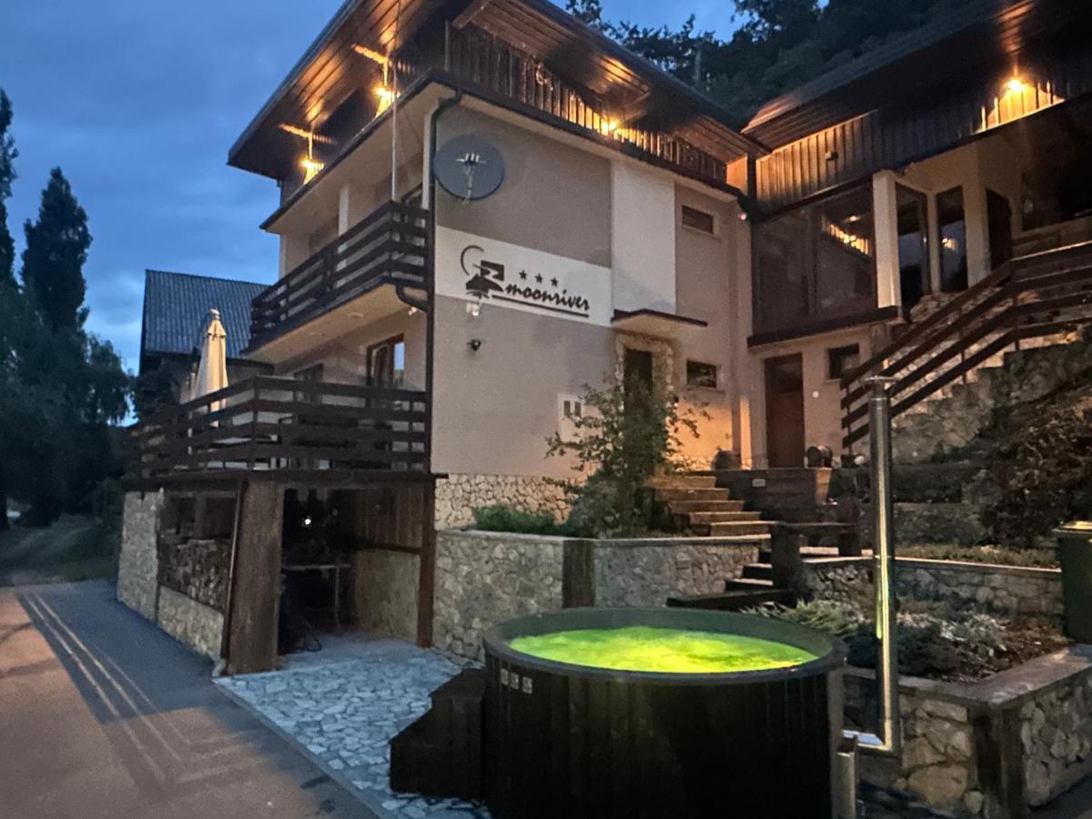 Moonriver Apartment Veljun 외부 사진