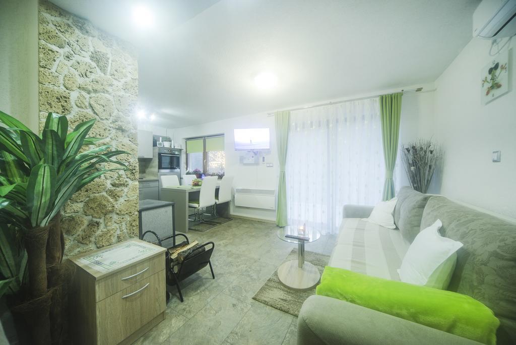 Moonriver Apartment Veljun 외부 사진